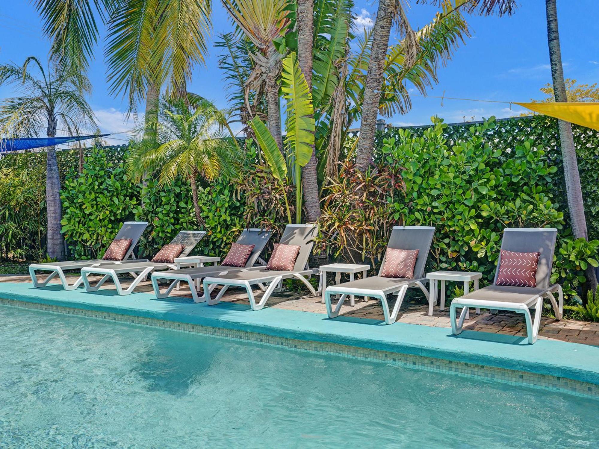Gaypool Side Pleasure Clothing Optional Mens Only * Oakland Park